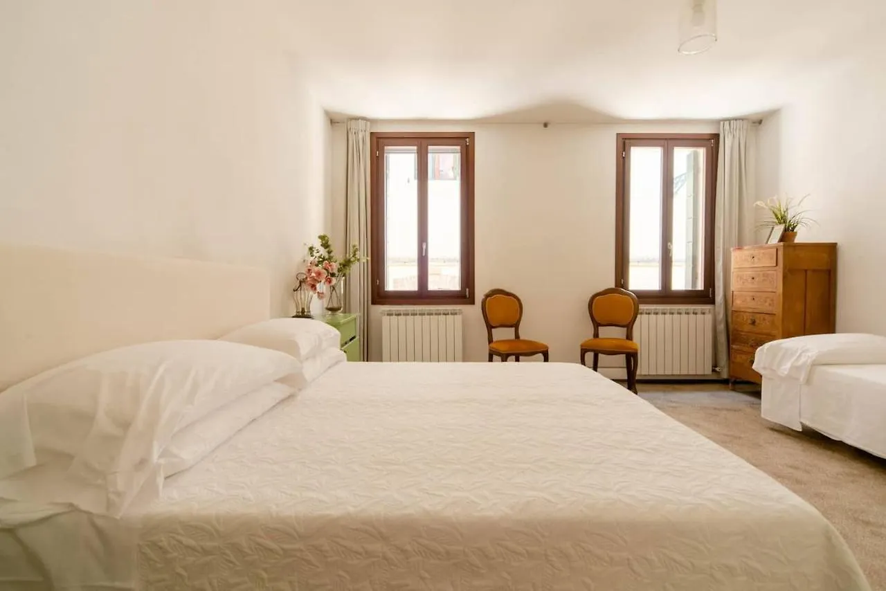 Melusina Homes Venice Historical Center